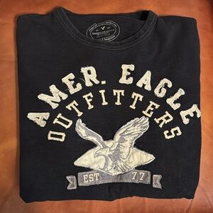 American Eagle Outfitters Men's Dark Long Sleeve Tee